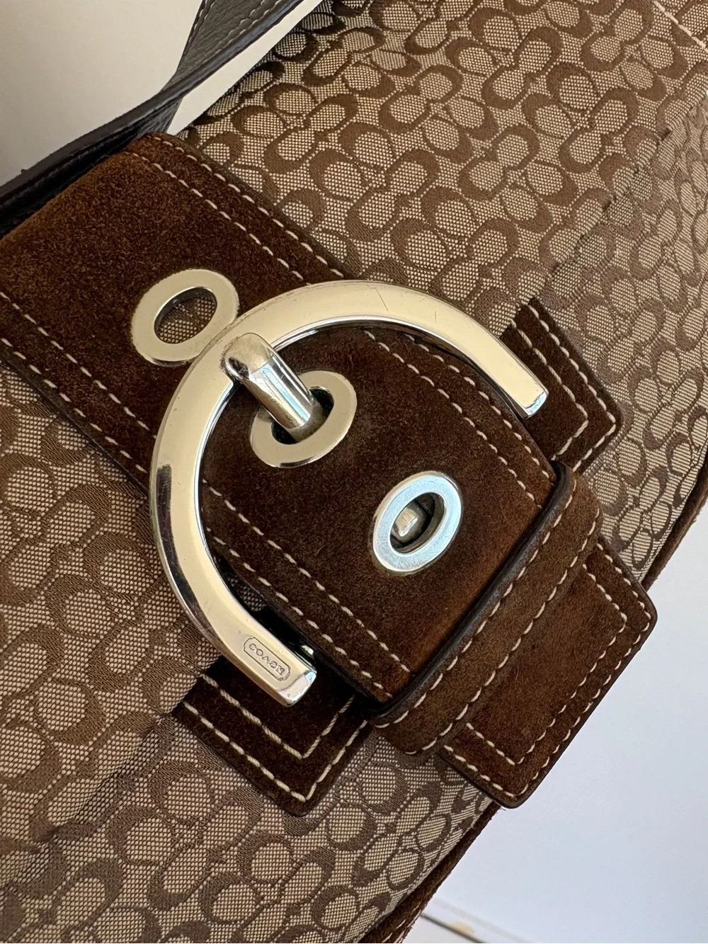 Vintage Coach Signature Suede Shoulder Bag – Style 3628